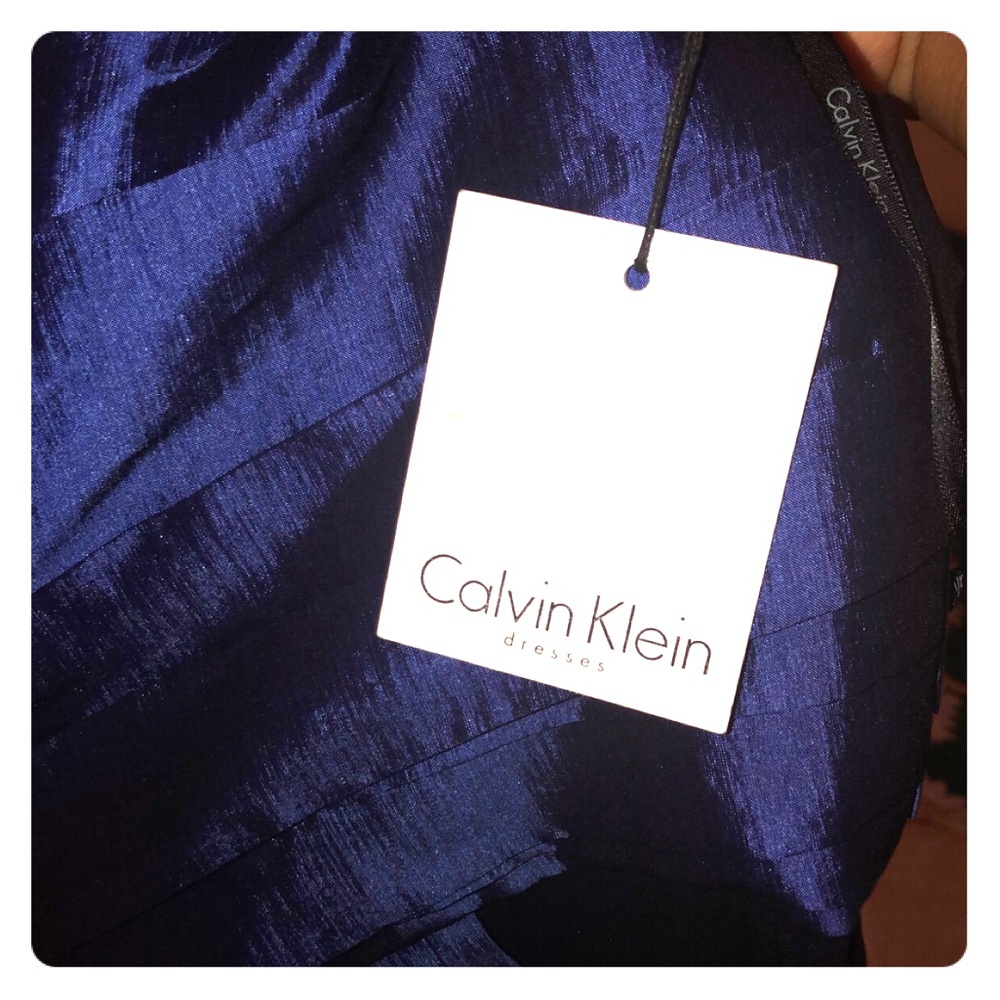 Size8 CalvinKlein Dress great for prom &weddings🤗